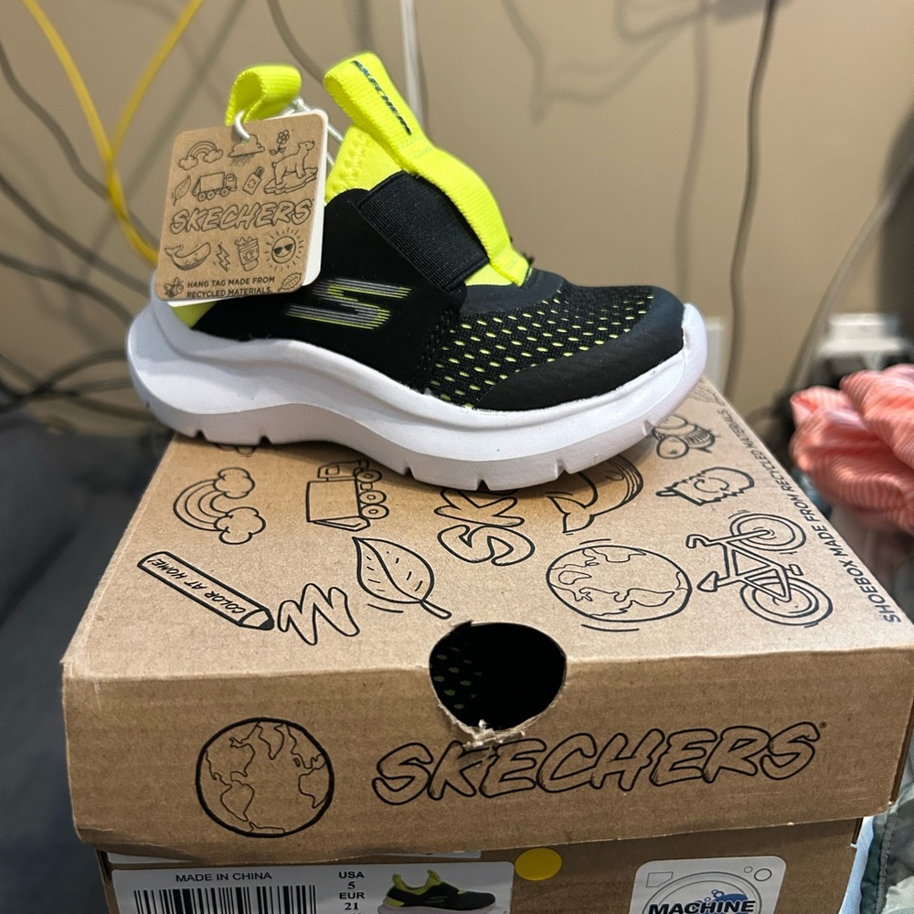 Skechers Kids Black and Yellow Shoes